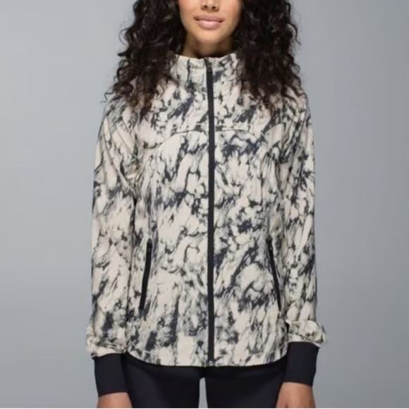 Lululemon Bring Back The Track Jacket Size 4 - Picture 1 of 10